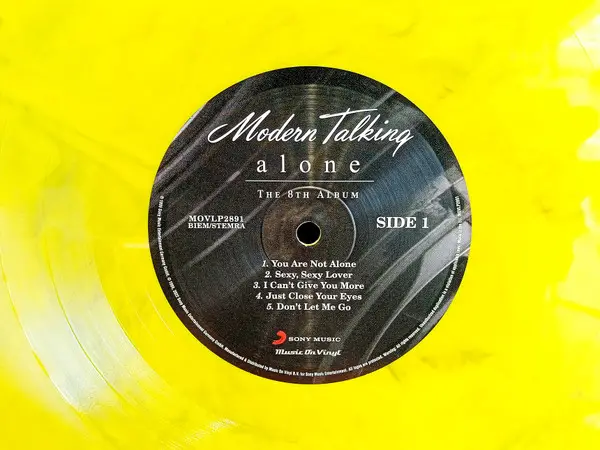 Modern Talking – Alone (2LP, Album, Limited Edition, Numbered, Reissue, Yellow & Black Marbled Vinyl) - фото №4