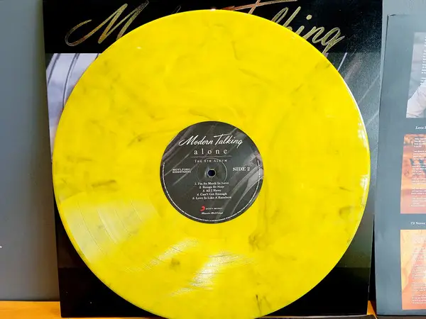 Modern Talking – Alone (2LP, Album, Limited Edition, Numbered, Reissue, Yellow & Black Marbled Vinyl) - фото №8