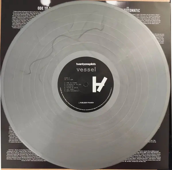 Twenty One Pilots – Vessel (Limited Edition, Silver Vinyl) - фото №2