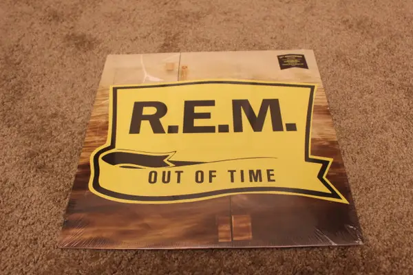 R.E.M. – Out Of Time (LP, Album, Reissue, Remastered, 180g, 25th Anniversary Edition) - фото №2