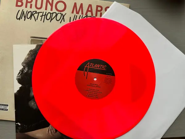 Bruno Mars - Unorthodox Jukebox (LP, Album, Reissue) - фото №4