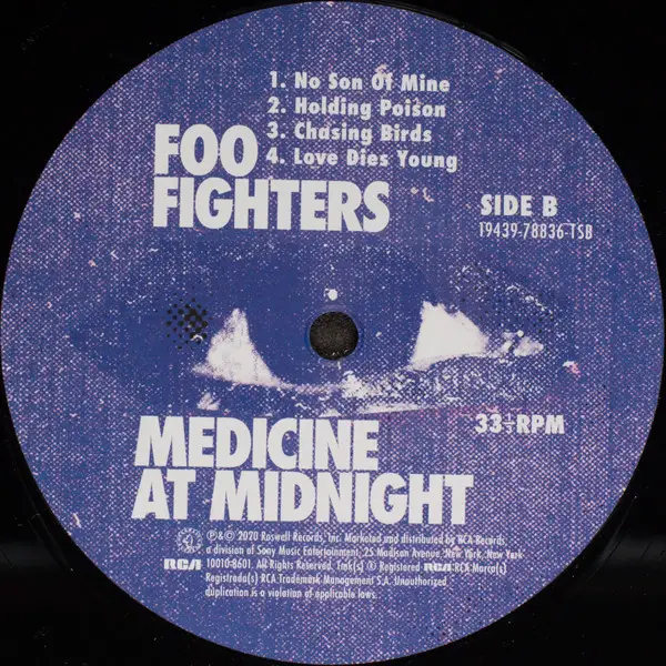 Foo Fighters - Medicine At Midnight (Альбом) - фото №4