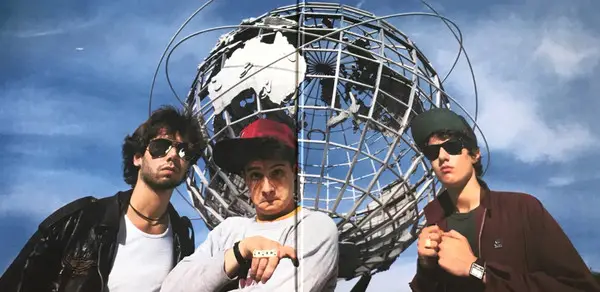 Beastie Boys - Licensed To Ill (180 грамм, Раскладная обложка, Юбилейное издание на 30-летие, Альбом, Переиздание) - фото №2