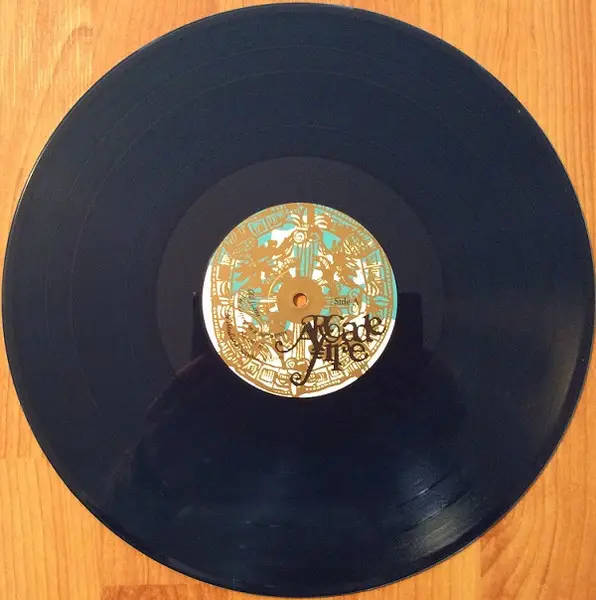 Arcade Fire - Arcade Fire (Синий, Прозрачный, EP, Record Store Day, Лимитированое, Пронумерованный, Переиздание, Ремастеринг) - фото №6