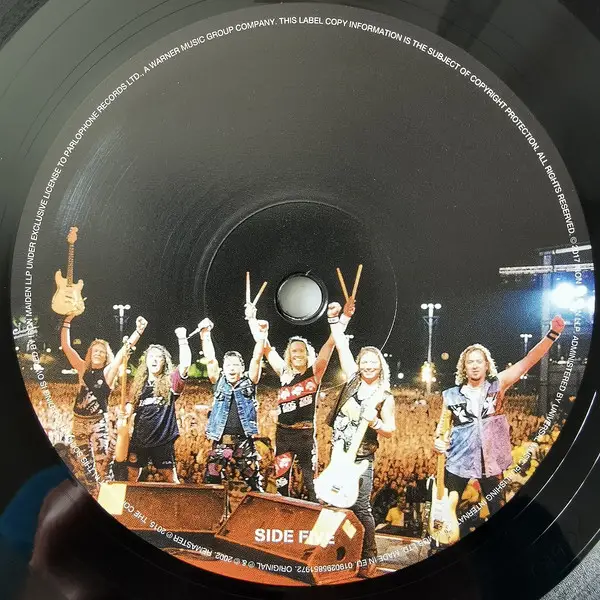 Iron Maiden - Rock In Rio (3 пластинки, Тройная раскладная обложка, Альбом, Переиздание, Ремастеринг) - фото №13