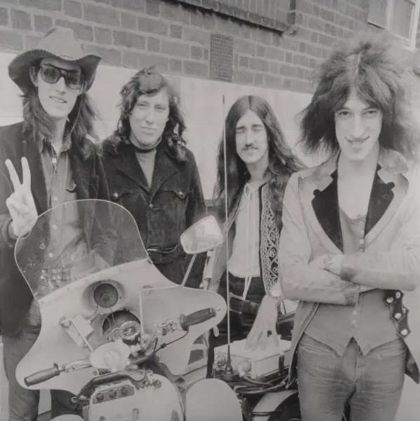 Atomic Rooster - Live At The BBC & Other Transmissions (2 платівки, 180 грам, Білий, Альбом, Збірник, Ремастеринг, Спеціальне видання) - фото №2