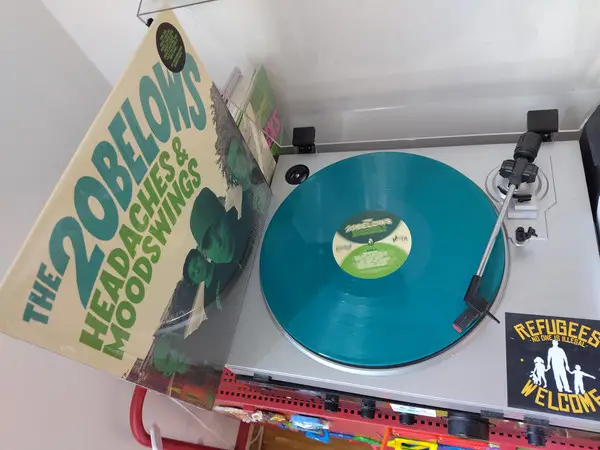 The 20Belows - Headaches & Moodswings (Green, LP, Album) - фото №2