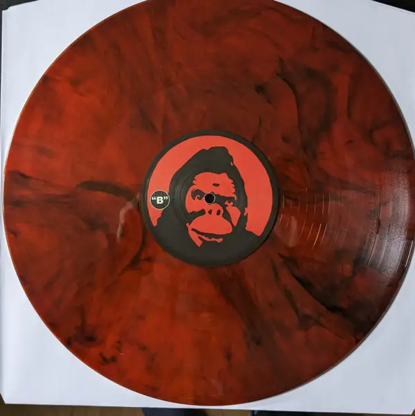 A - 'A' Vs Monkey Kong (2 платівки, Red-, Transparent, LP, Album, Reissue) - фото №7
