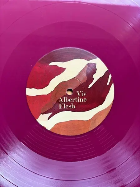 Viv Albertine - Flesh (Рубіновий, Червоний, 45 об/хв, EP, Record Store Day, Лимітоване, Пронумерований) - фото №3