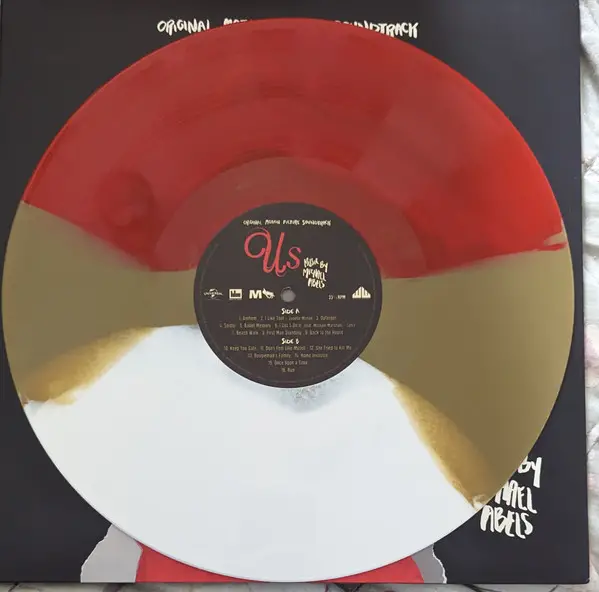 Michael Abels - Us (Original Motion Picture Soundtrack) (2 пластинки, Red, Brass, White, Split, LP, Album, Reissue) - фото №9