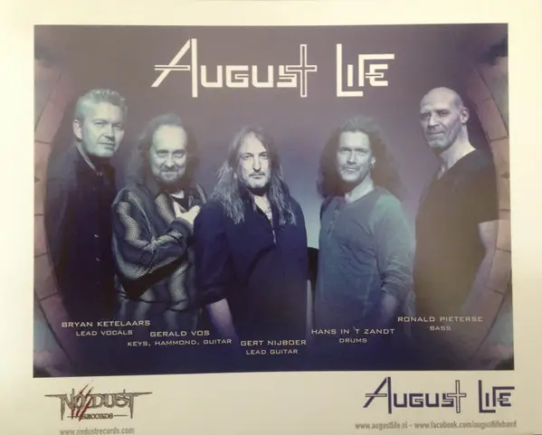 August Life - New Eternity (Синий, Прозрачный, Альбом, Лимитированое) - фото №9