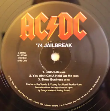 AC/DC - '74 Jailbreak (LP, Album, Compilation, Reissue, Remastered) - фото №3