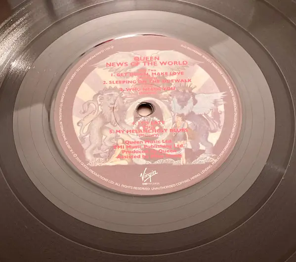 Queen - News Of The World (180 грам, Розкладна обкладинка, Мастерінг на пів-швидкості, Альбом, Перевидання) - фото №6