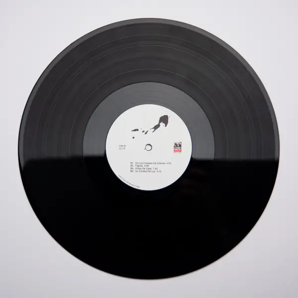 Ensamble Acustico - Un Exceso de Luz (LP, Album, Stereo) - фото №4
