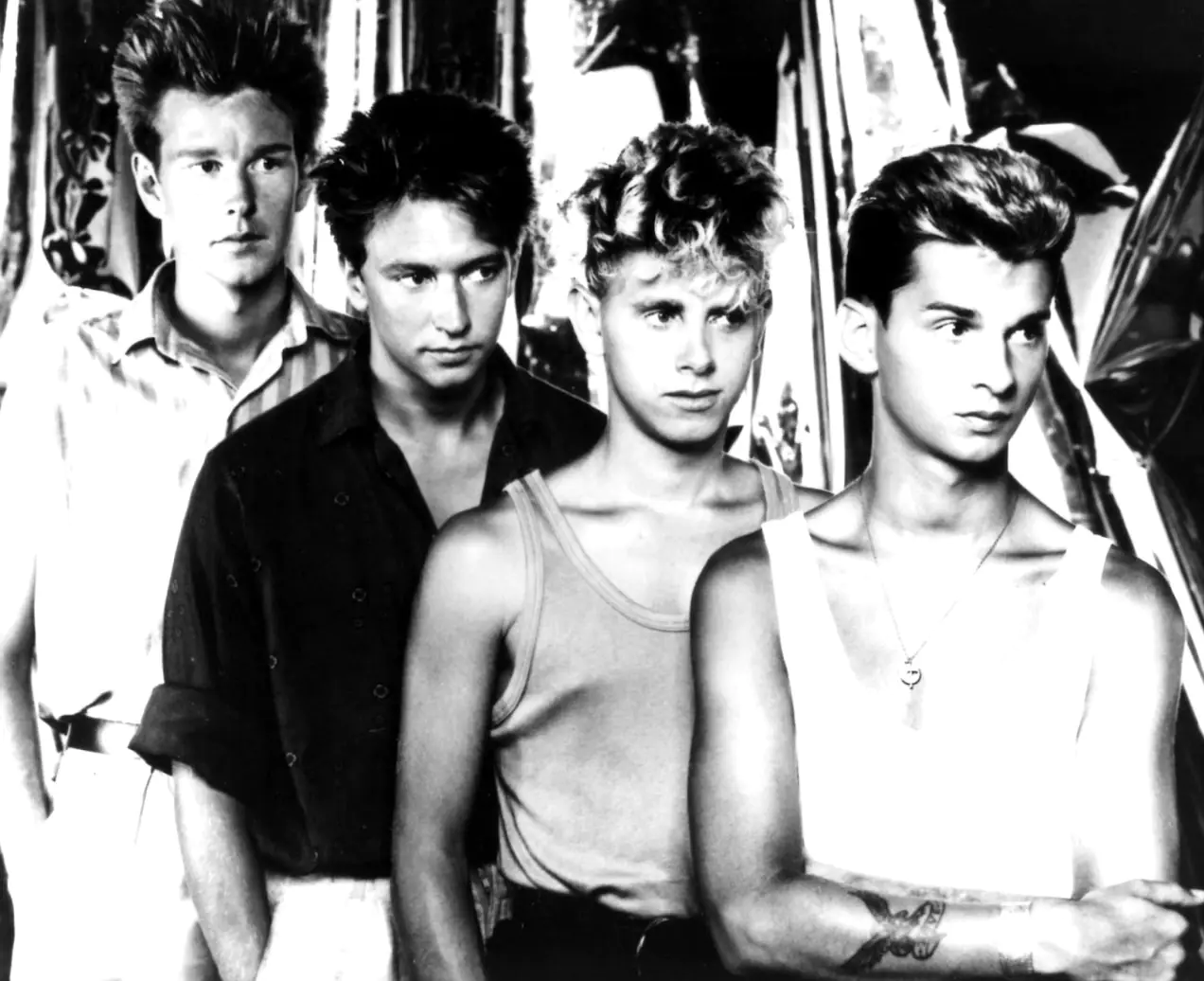 Depeche Mode в пресс-ките к сборнику «People Are People», слева направо